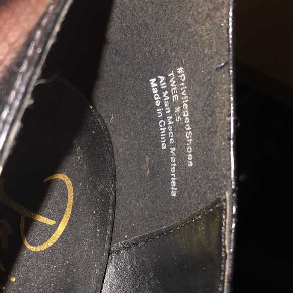 ❌SOLD ❌Privileged Gold Lightning Bold Platforms - Picture 4 of 5